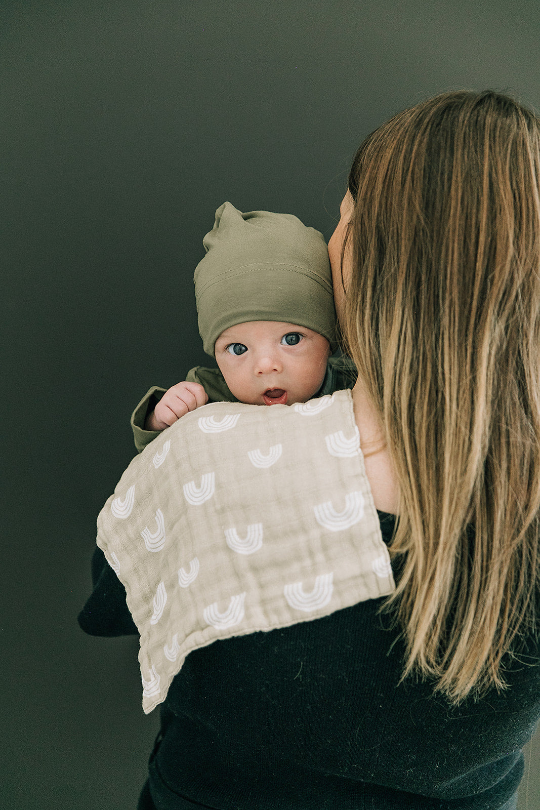 Mebie Baby Bamboo Newborn Knot Hat - Olive