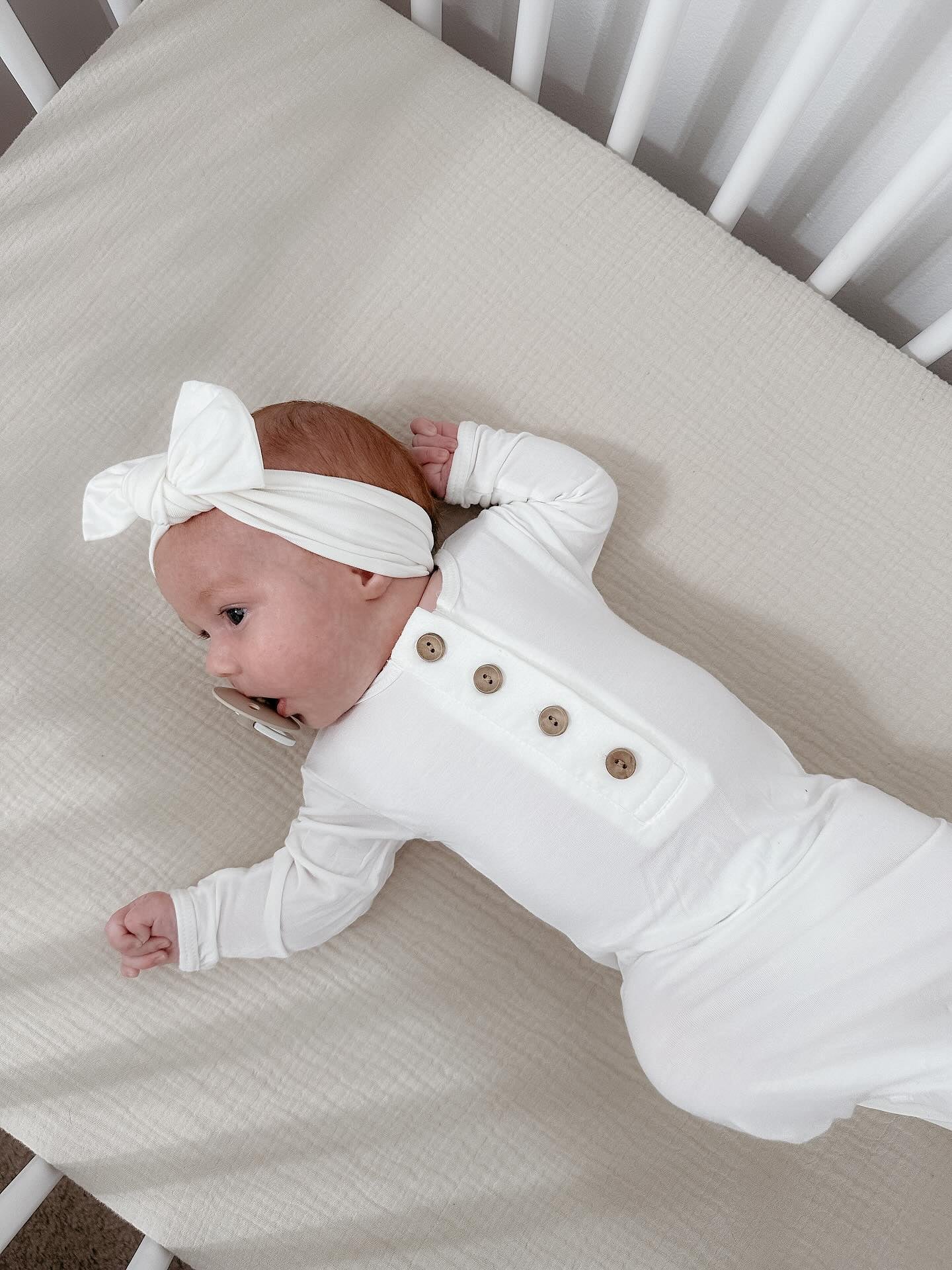 Papillon Bebe Knotted Gown