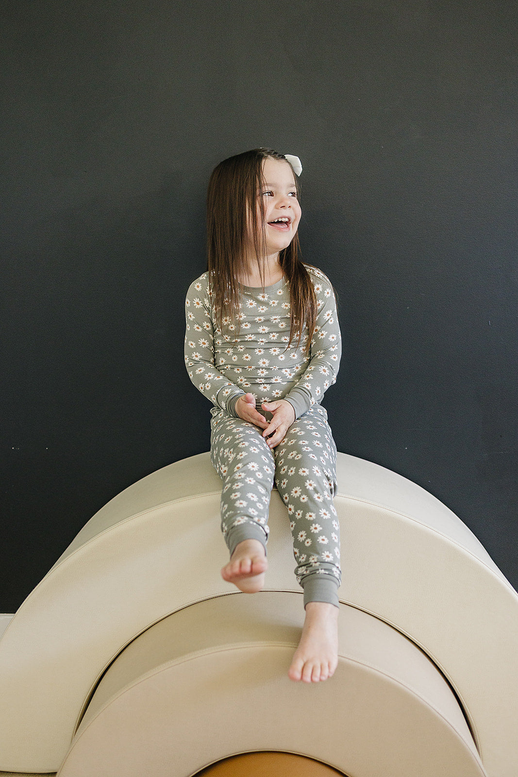 Mebie Baby Bamboo Cozy Set - Light Green Daisy - Atara & Co