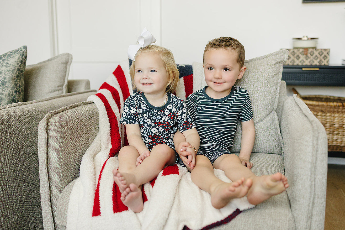 Mebie Baby Navy Stripes Short Set