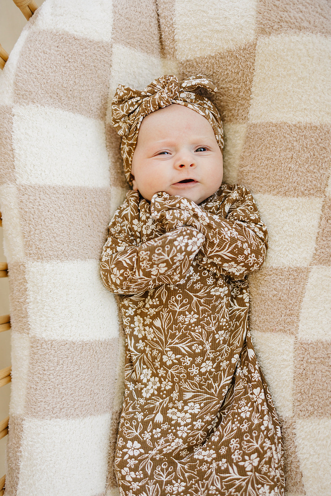 Mebie Baby Bamboo Knot Gown - Brown Floral