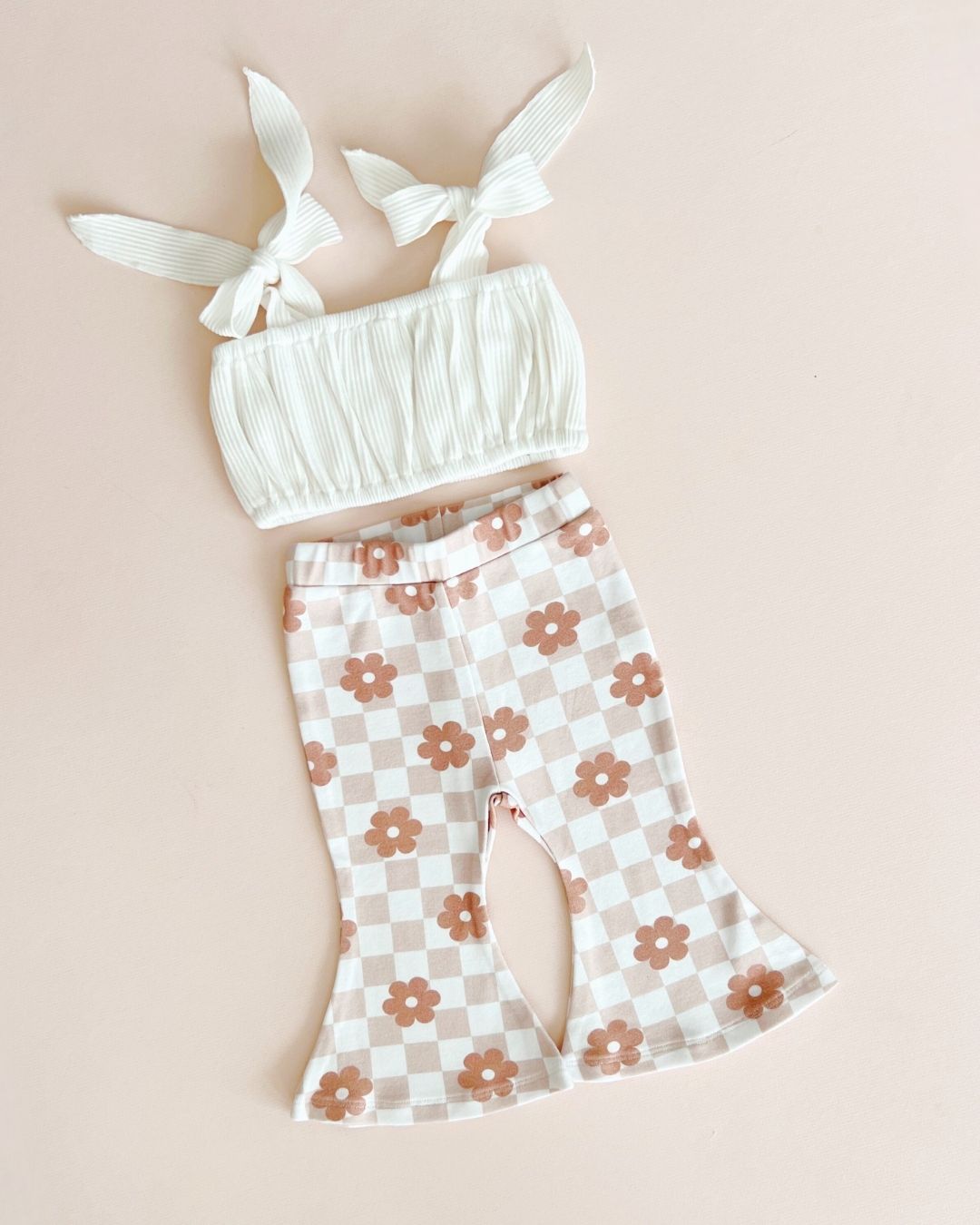 LPK Flare Set - Latte Daisy