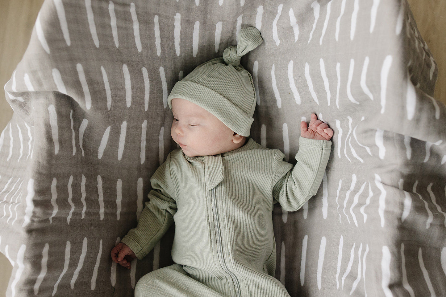 Mebie Baby Ribbed Knot Hat - Sage