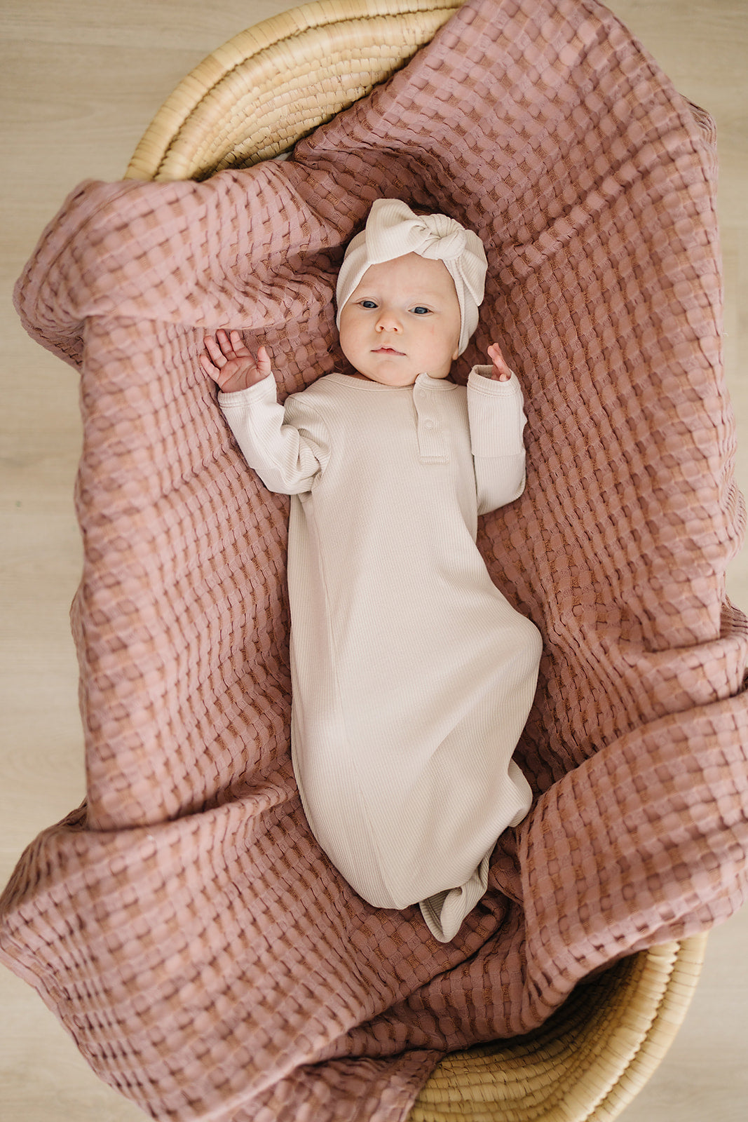 Mebie Baby Organic Cotton Ribbed Knot Gown - Vanilla