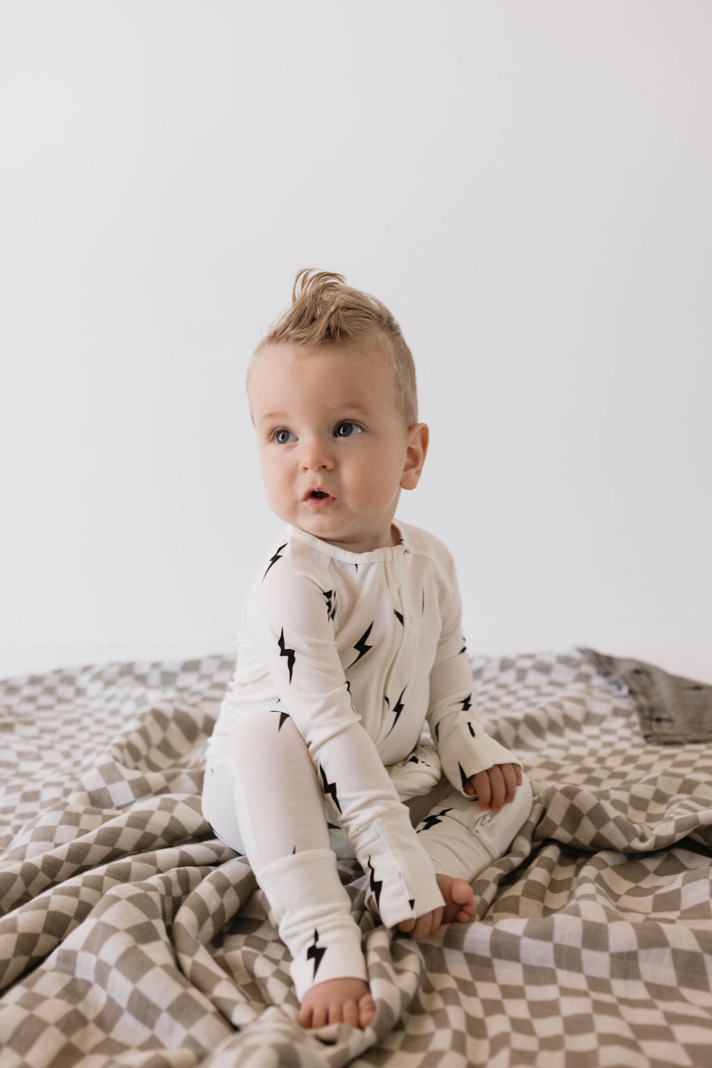 Forever French Bamboo Zip Pajamas - White & Black Lightning Bolt