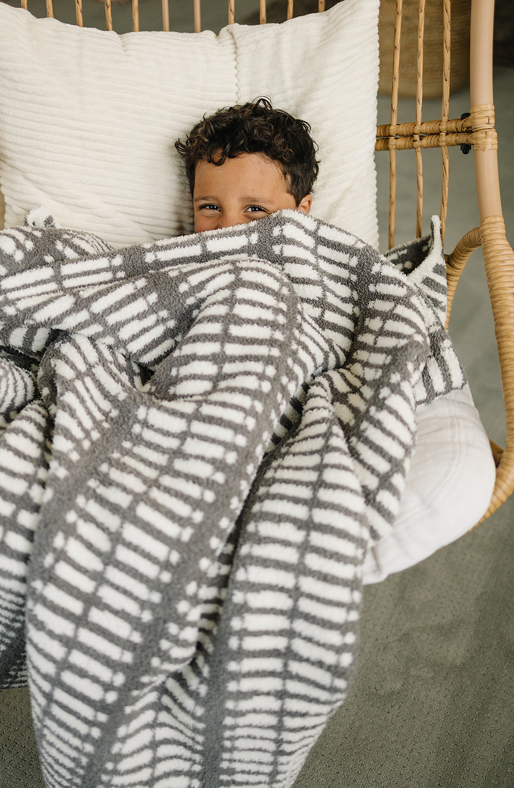 Mebie Baby Plush Blanket - Grey