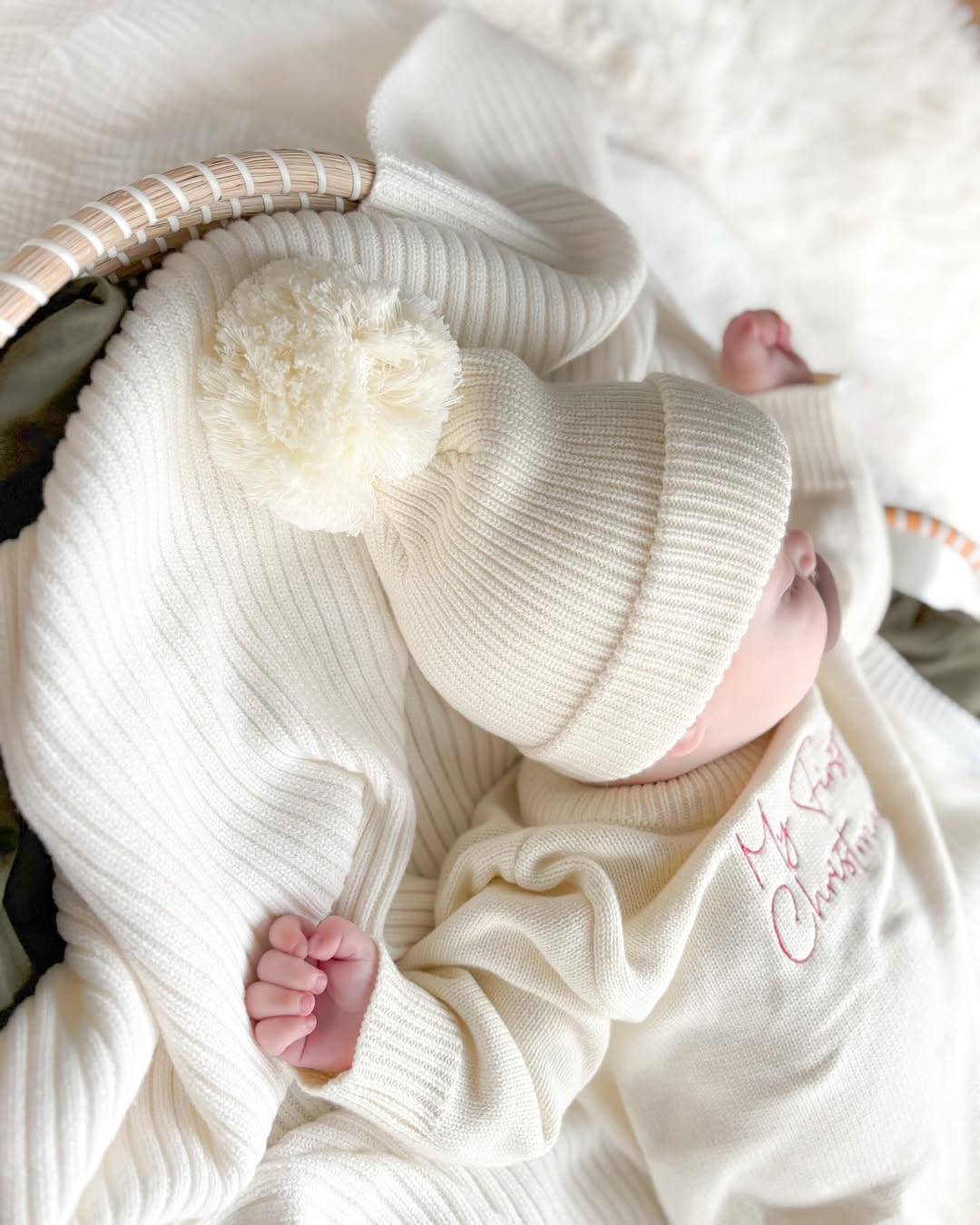 Ribbed Knit Baby Blanket - White