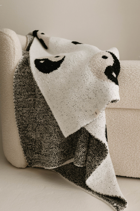 Forever French Plush Blanket - Black & White Yin Yang