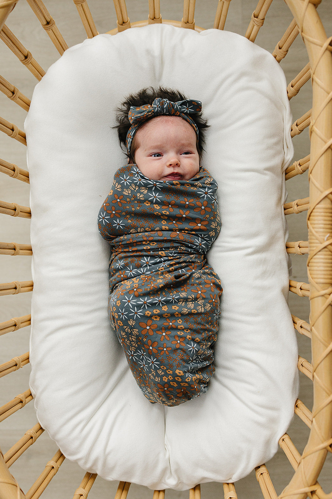 Mebie Baby Bamboo Stretch Swaddle - Navy Floral