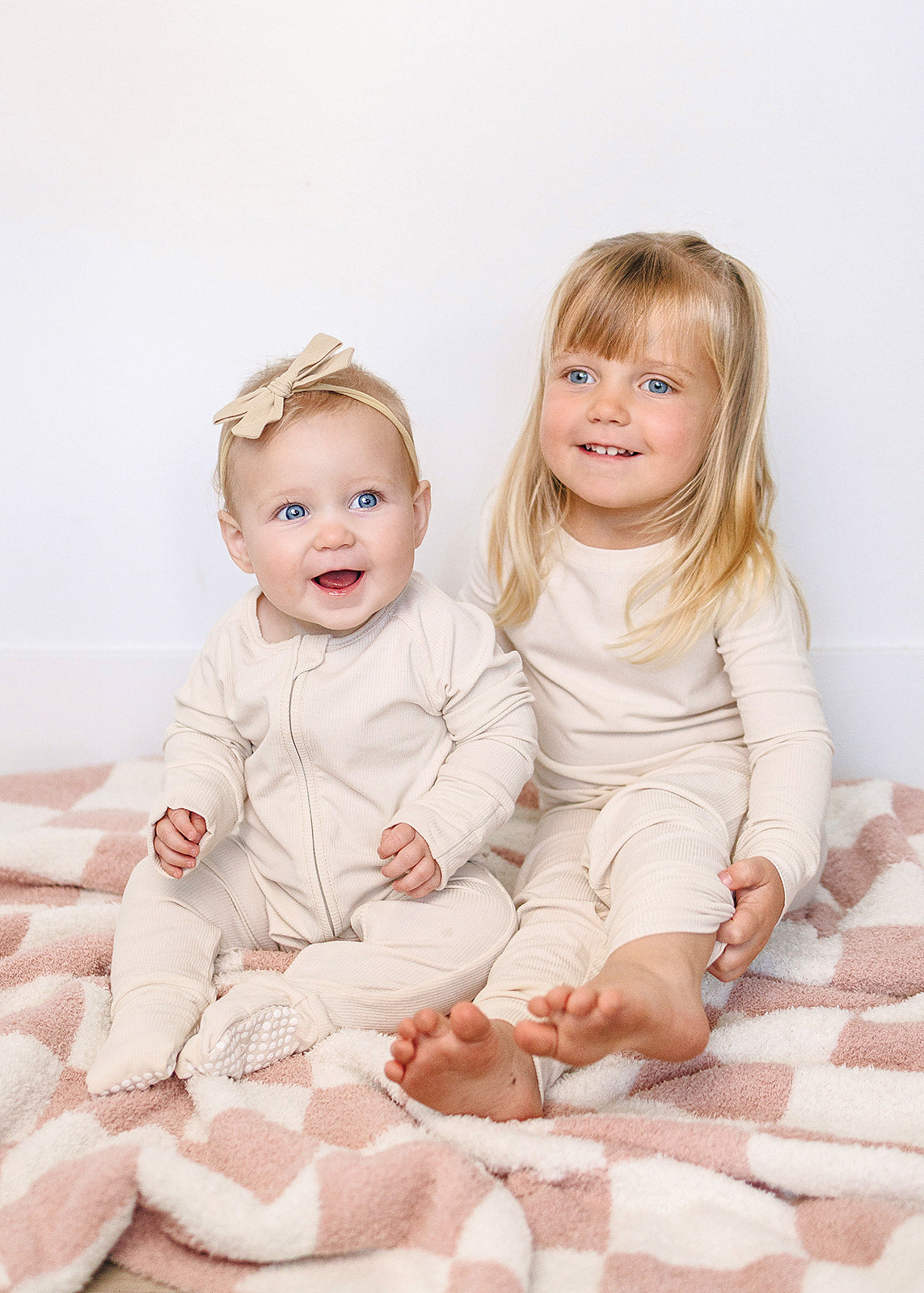 Mebie Baby Pink Checkered Plush Blanket