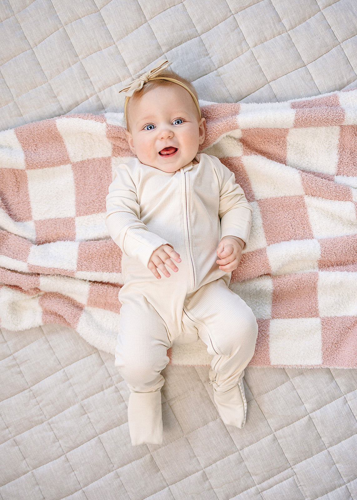 Mebie Baby Pink Checkered Plush Blanket