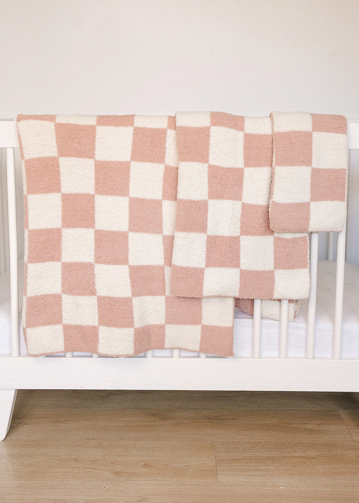 Mebie Baby Pink Checkered Plush Blanket