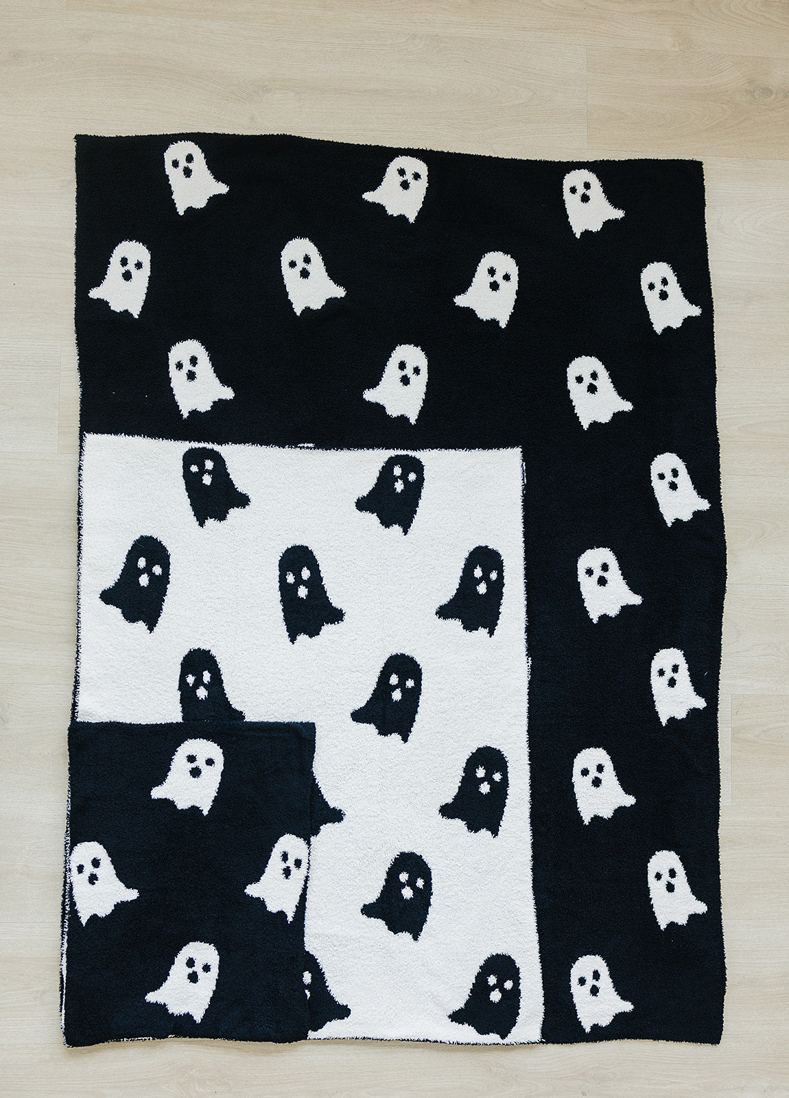 Mebie Baby Plush Blanket - Ghosts