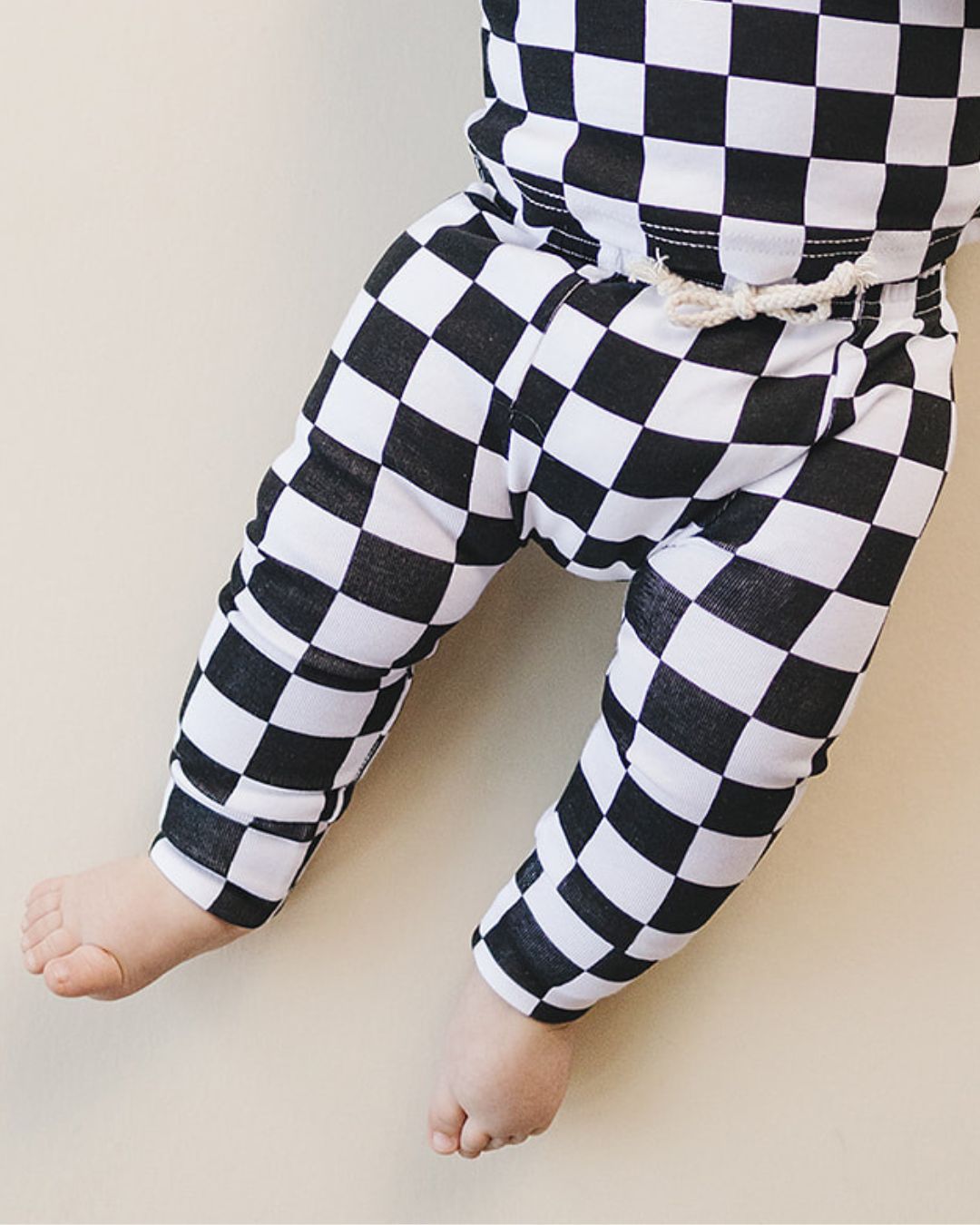 LPK Smiley Lounge Set - Checkered Black