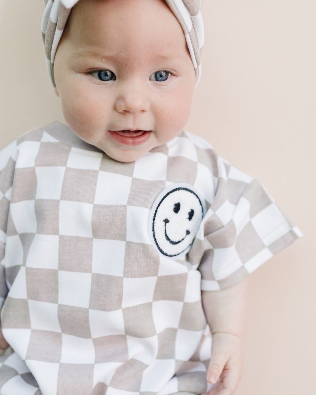 LPK Short Sleeve Bubble Romper - Checkered Smiley Latte